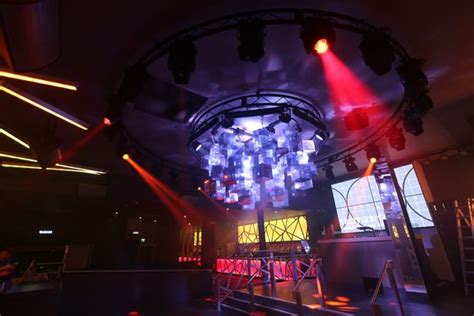 from clubbing hotspot to family destination .